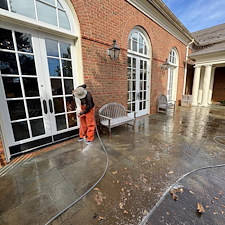 Commercial-pressure-washing-project-in-Richmond-Virginia 2
