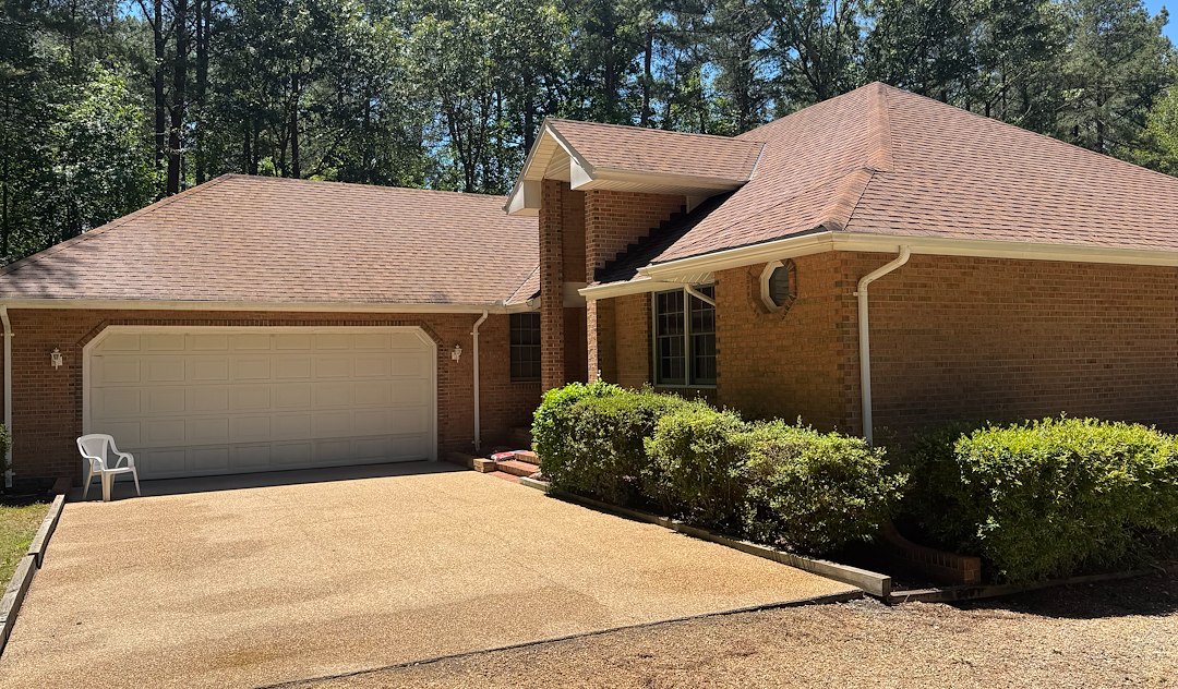 Roof soft and house soft wash project in Heathsville Virginia